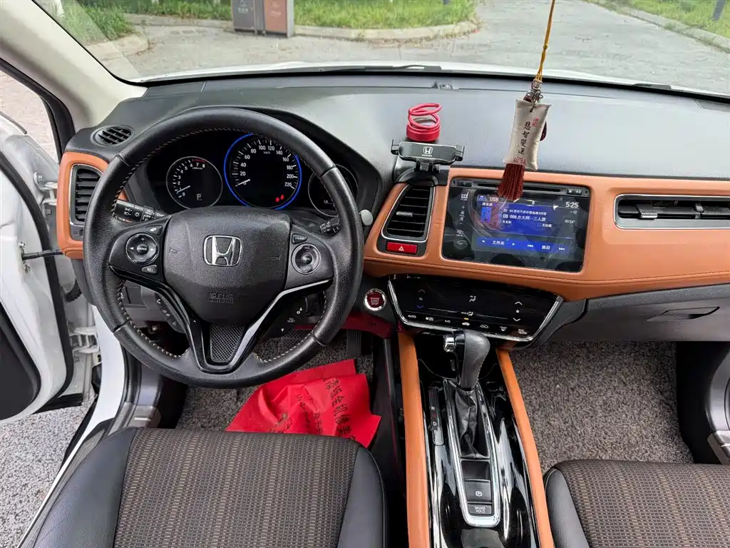 Honda Vezel 2016 — фото 15
