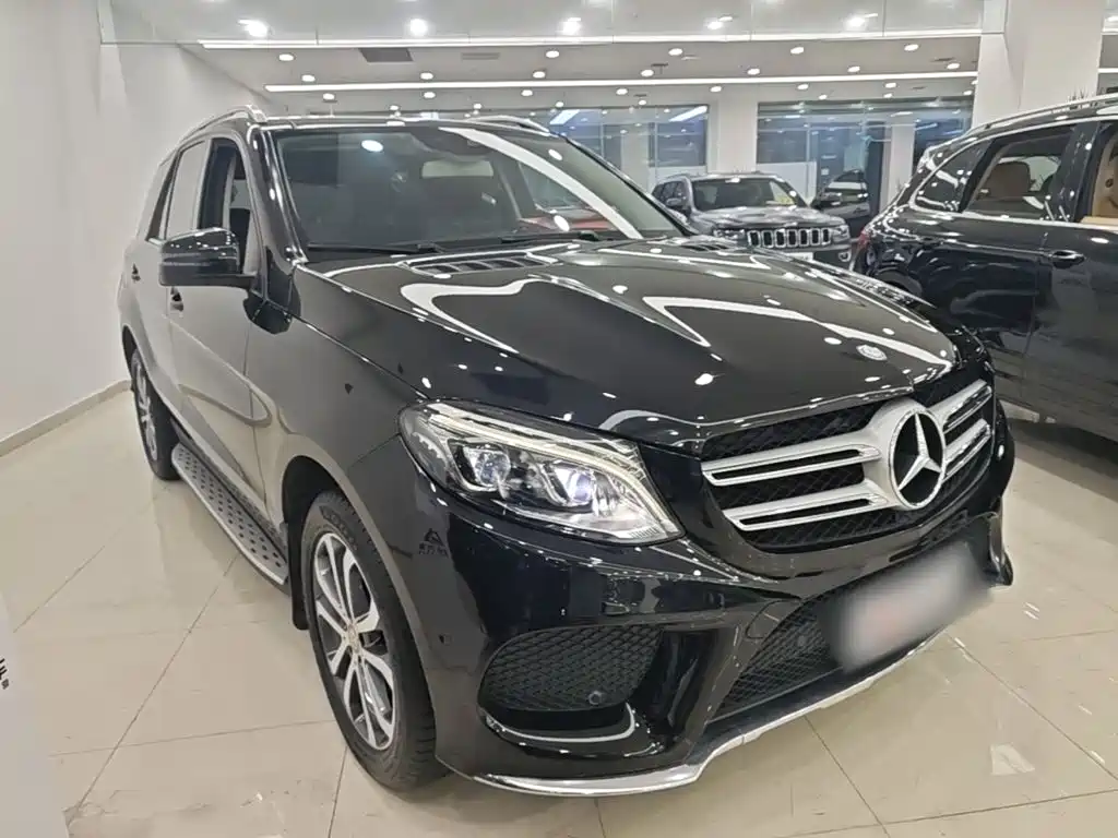 Mercedes-Benz GLE 2016 — фото 4