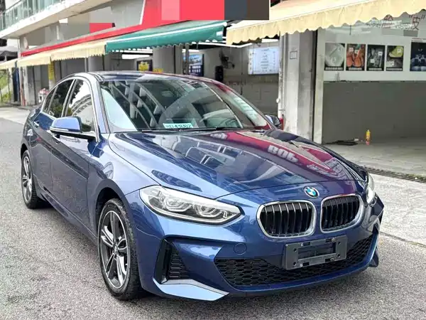 BMW 1 Series 2021