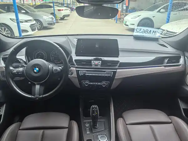 BMW X2 2021