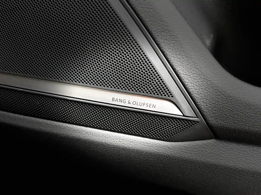 Audi A7L 2023 — фото 11