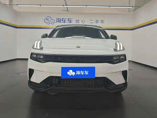 Lynk & Co 06 2023