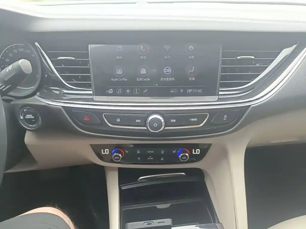 Buick Regal 2020 — фото 13