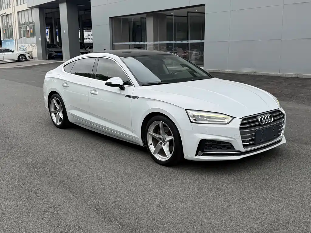Audi A5 2018 — фото 1