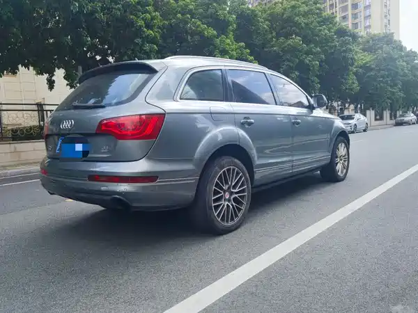 Audi Q7 2010