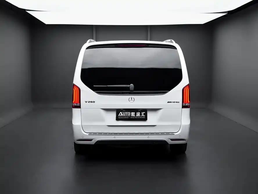 Mercedes-Benz V-Class 2019 — фото 4