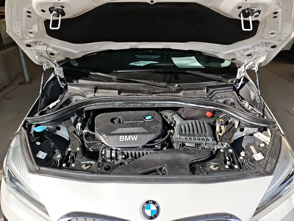 BMW 2 Series Active Tourer 2018 — фото 17