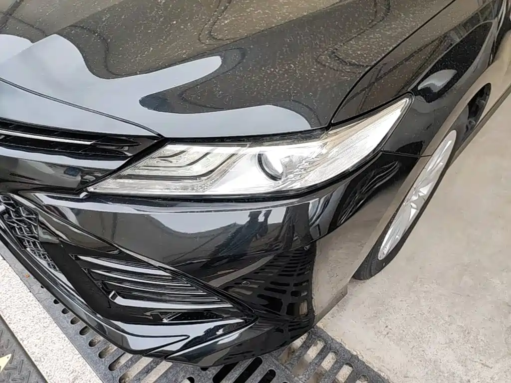 Toyota Camry 2019 — фото 24