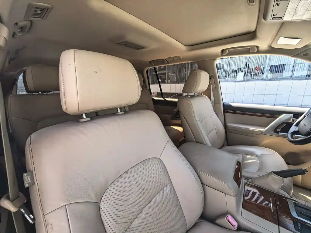 Toyota Land Cruiser 2013 — фото 20
