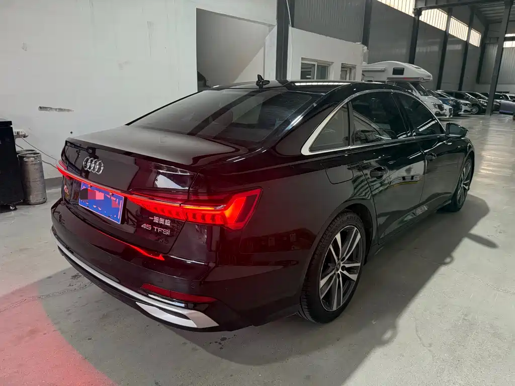 Audi A6L 2022 — фото 3