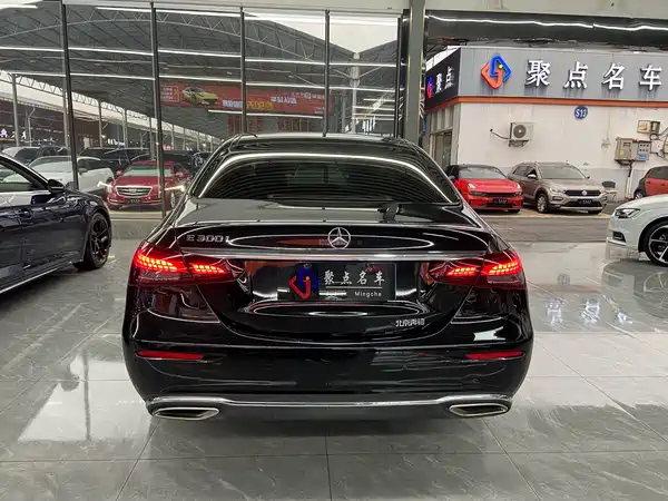 Mercedes-Benz E-Class 2023