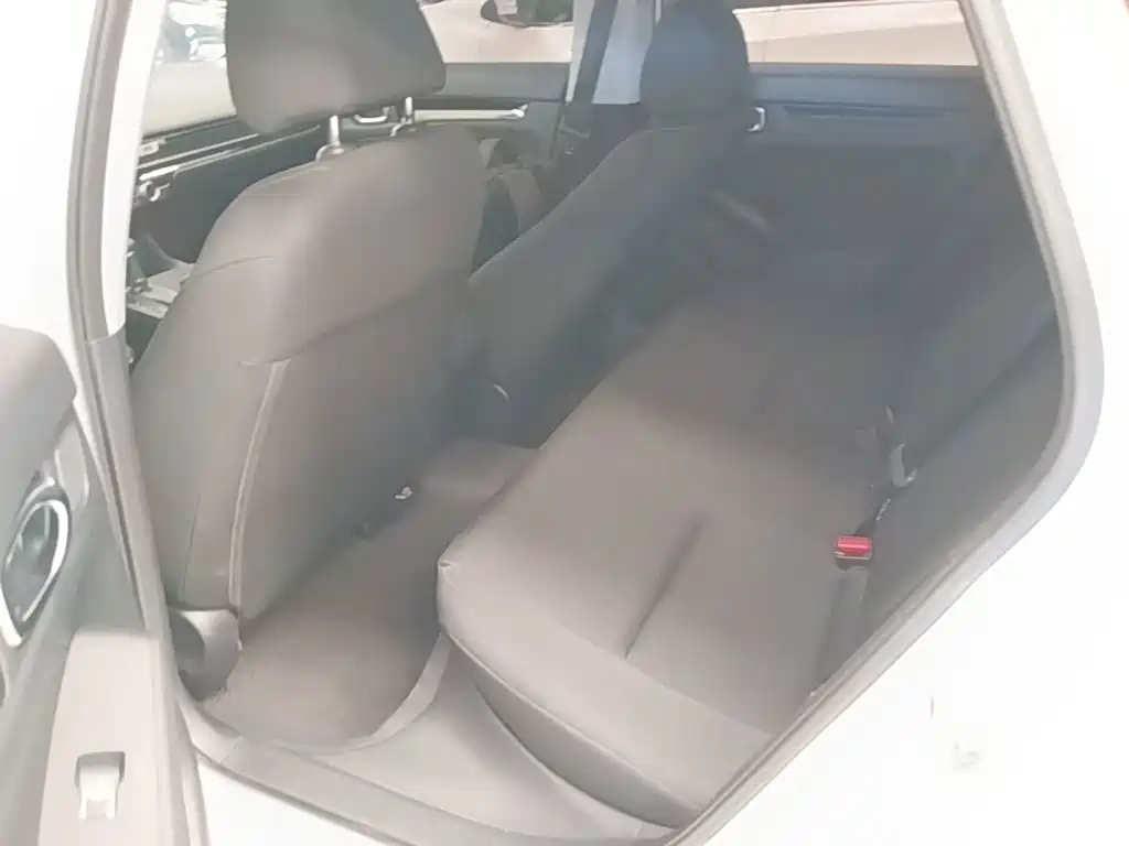 Honda Civic 2023 — фото 17