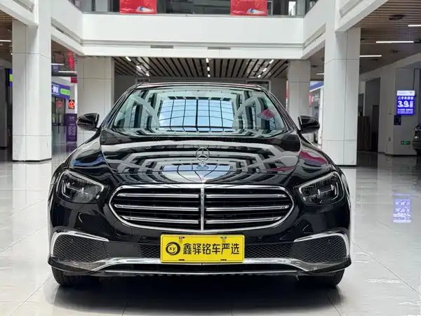 Mercedes-Benz E-Class 2023