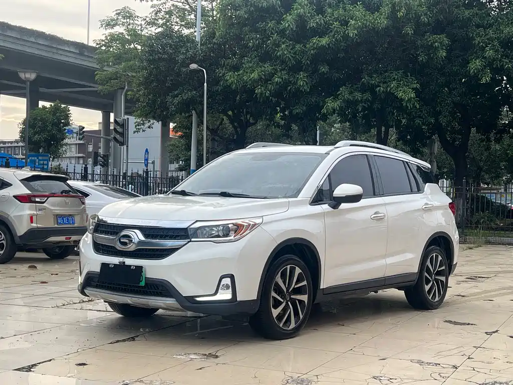 GAC Group Qizhi PHEV 2018 — фото 1