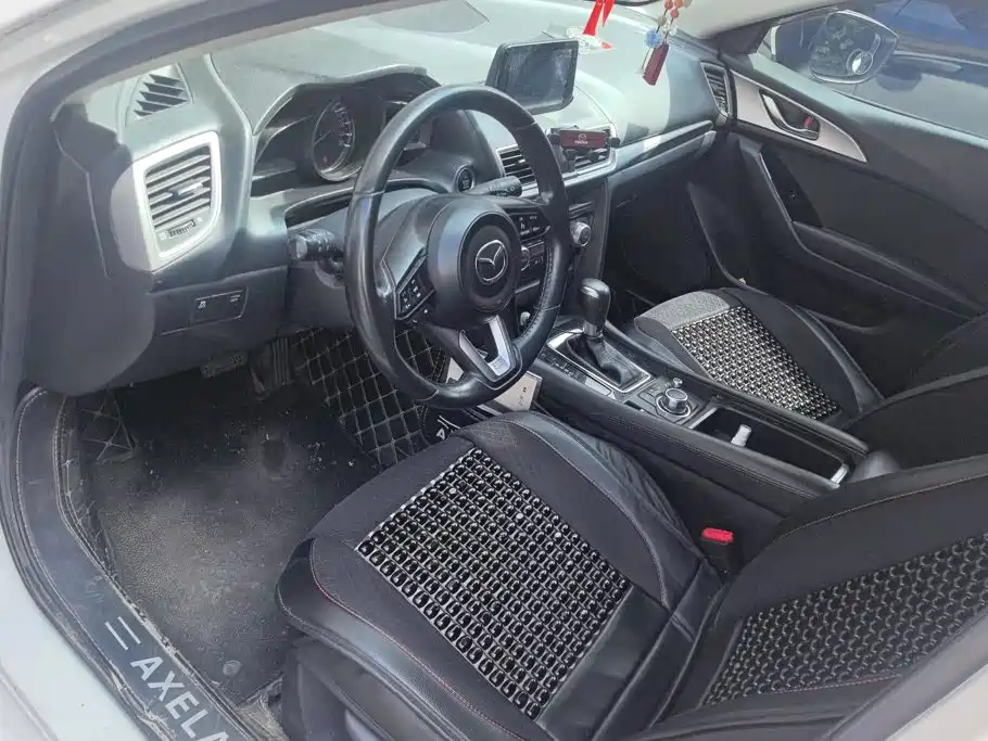 Mazda 3 Angkesela 2019 — фото 12