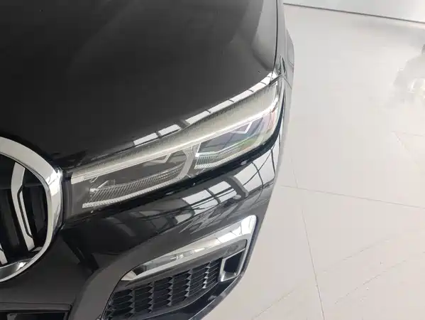 BMW 7 Series 2021