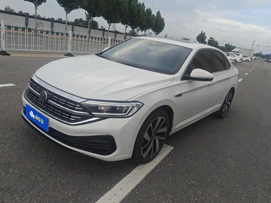 Volkswagen Sagitar 2024