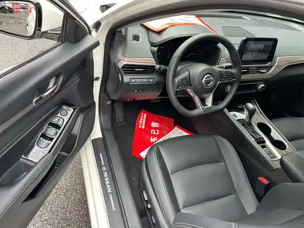 Nissan Teana 2022