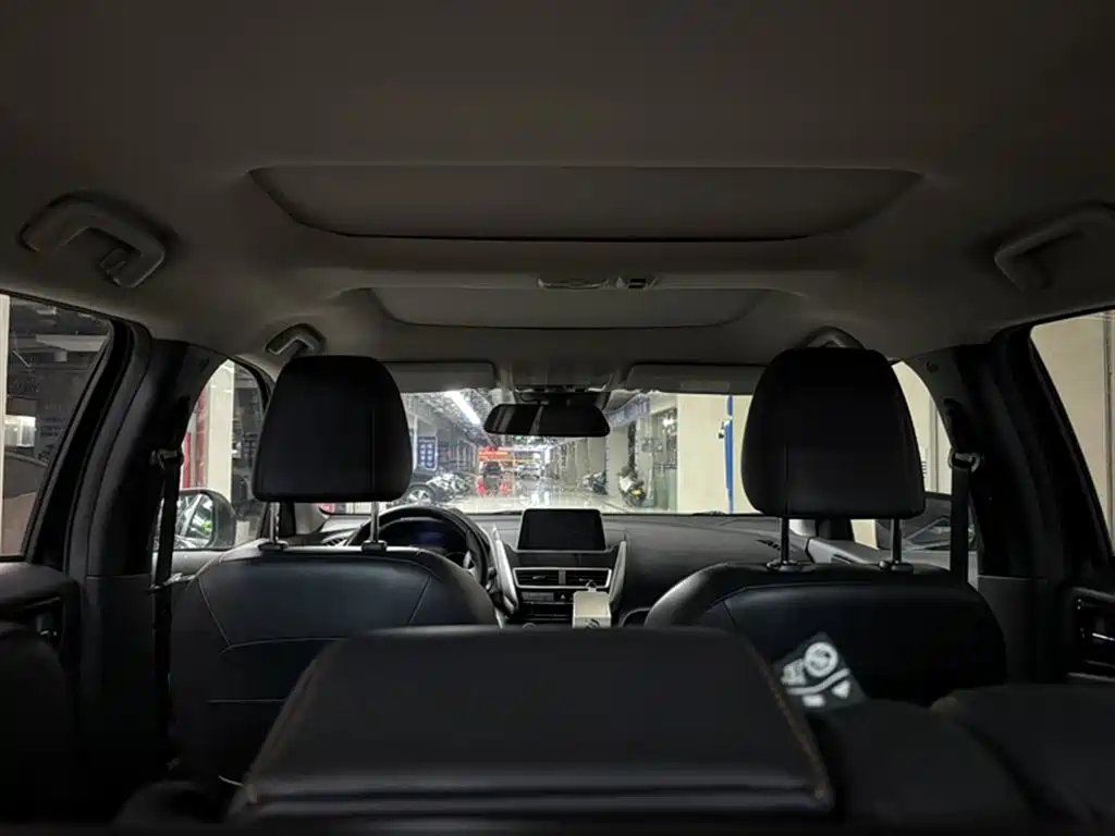 Mitsubishi Eclipse Cross 2019 — фото 16
