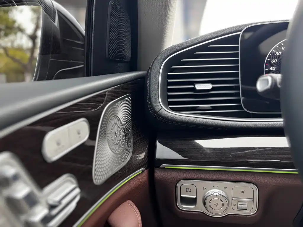 Mercedes-Benz GLE 2025 — фото 15