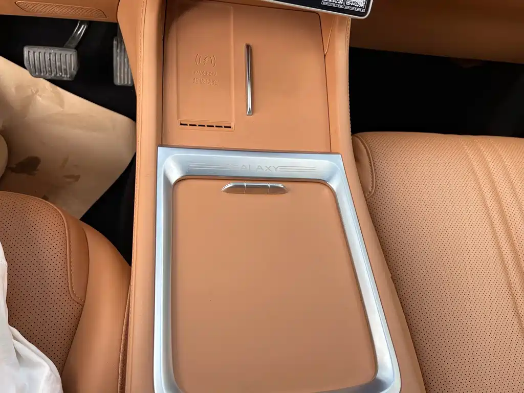 Geely Galaxy L7 2025 — фото 10