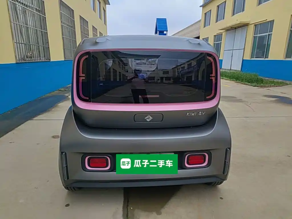 Baojun Kiwi EV 2022 — фото 6