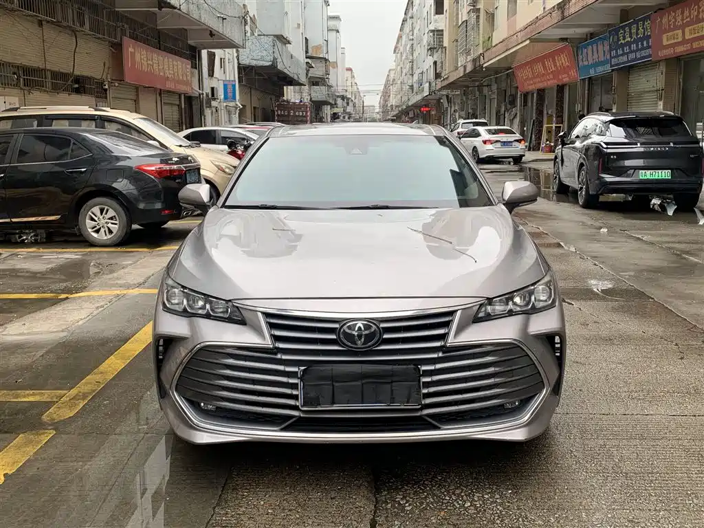 Toyota Avalon 2022 — фото 2