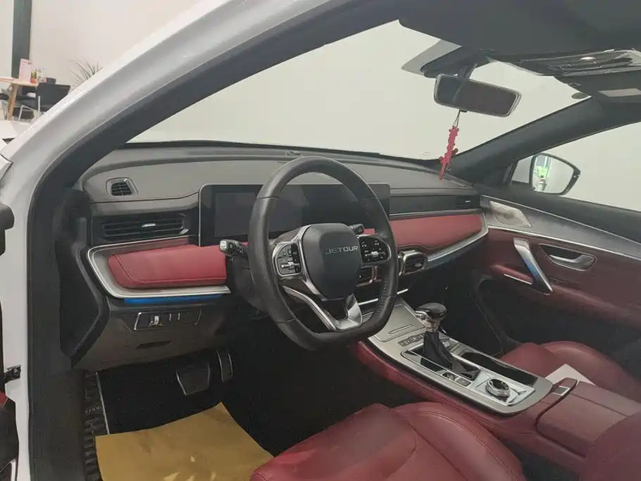 Jetour X70 PLUS 2022 — фото 12