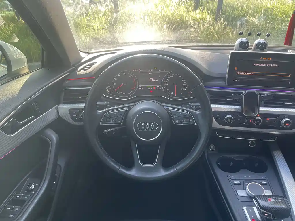 Audi A4L 2017 — фото 11