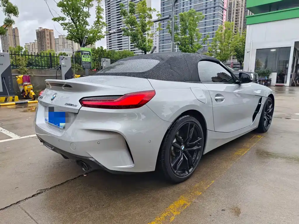 BMW Z4 2023 — фото 4