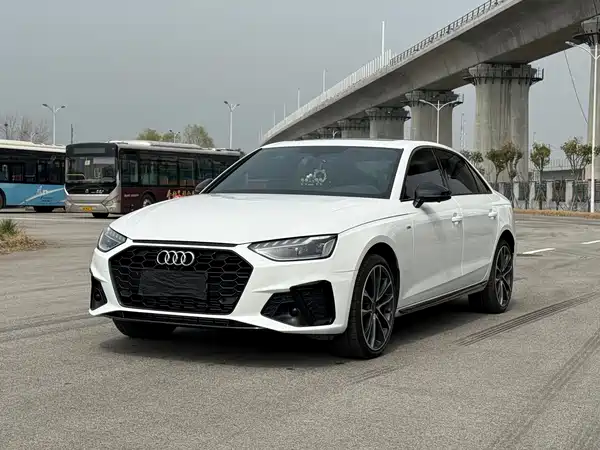 Audi A4L 2025