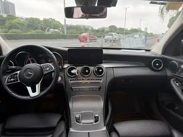 Mercedes-Benz C-Class 2019