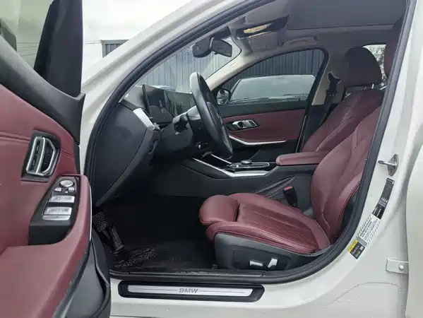 BMW i3 2023