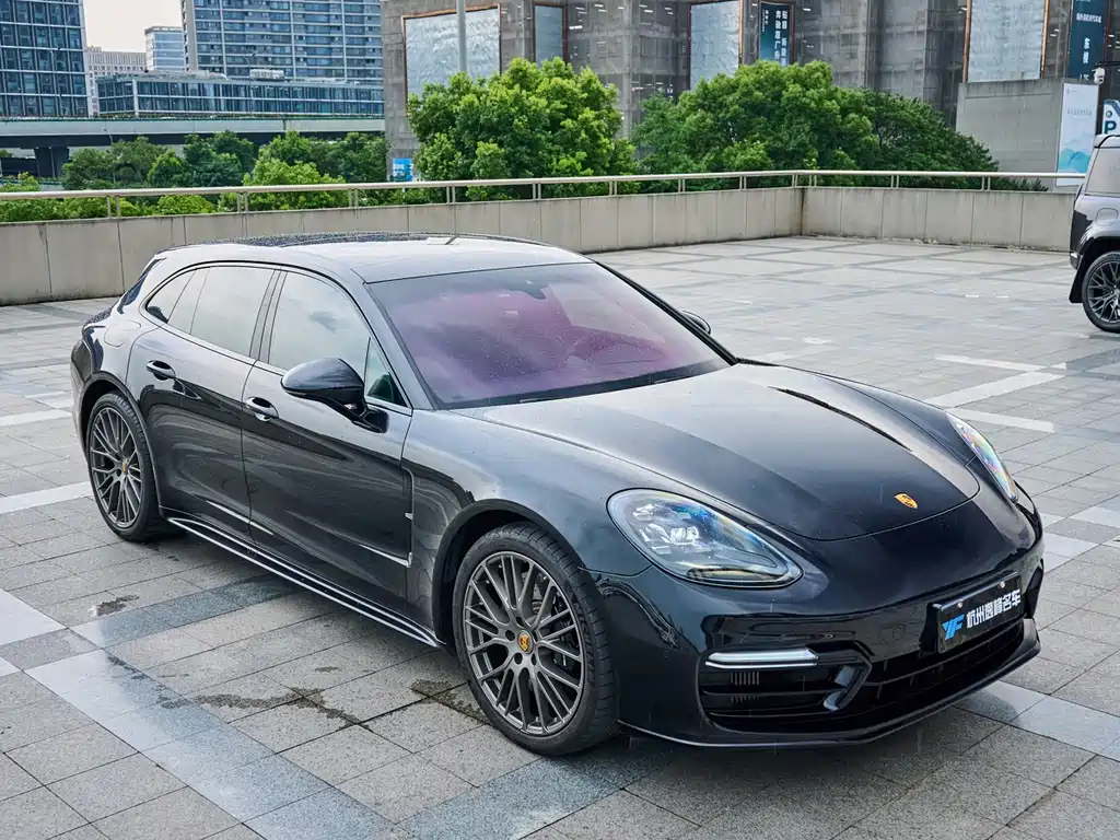Porsche Panamera 2023 — фото 10