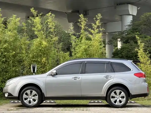 Subaru Outback 2010