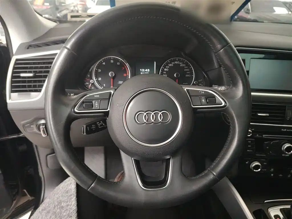 Audi Q5 2017 — фото 12