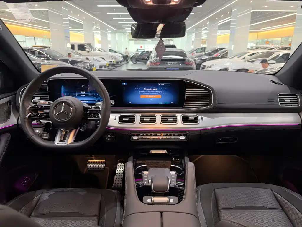 Mercedes-Benz GLE Coupe AMG 2025 — фото 9