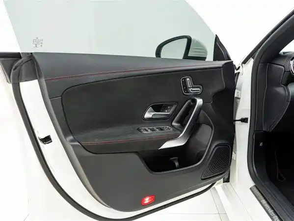 Mercedes-Benz CLA 2022