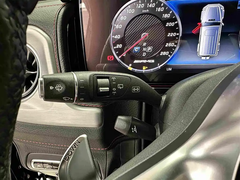 Mercedes-Benz G-Class AMG 2019 — фото 13