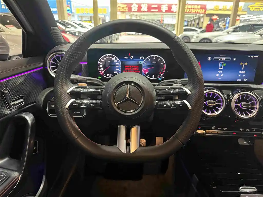 Mercedes-Benz A-Class 2024 — фото 15