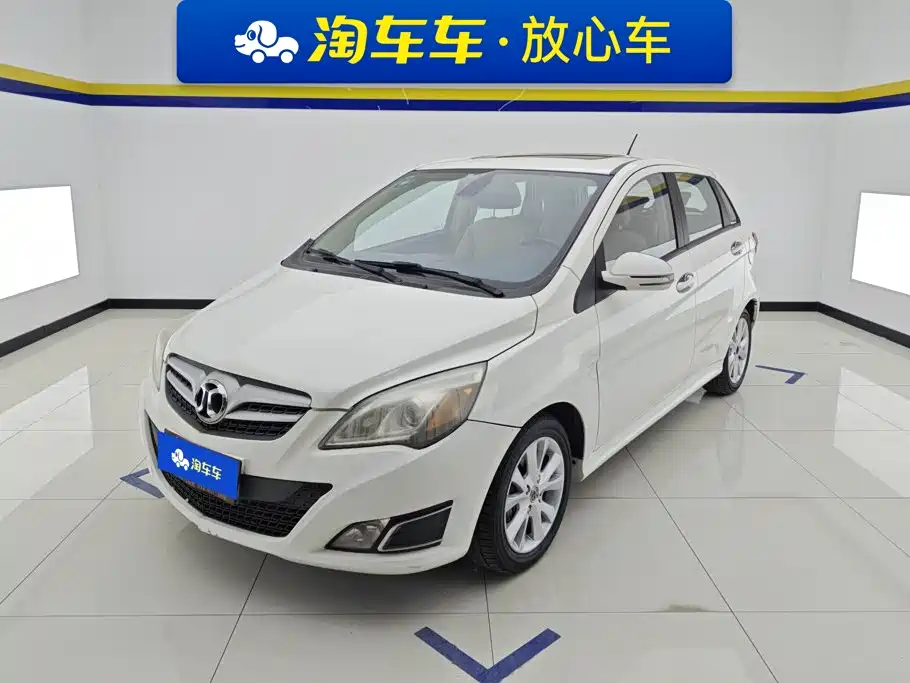 BAIC Motor E Series 2012 — фото 1