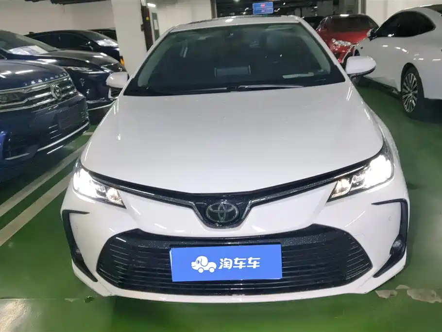Toyota Corolla 2019 — фото 2