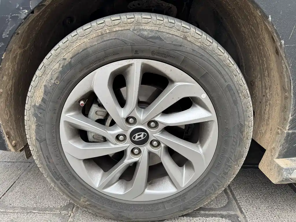 Hyundai Tucson 2016 — фото 18
