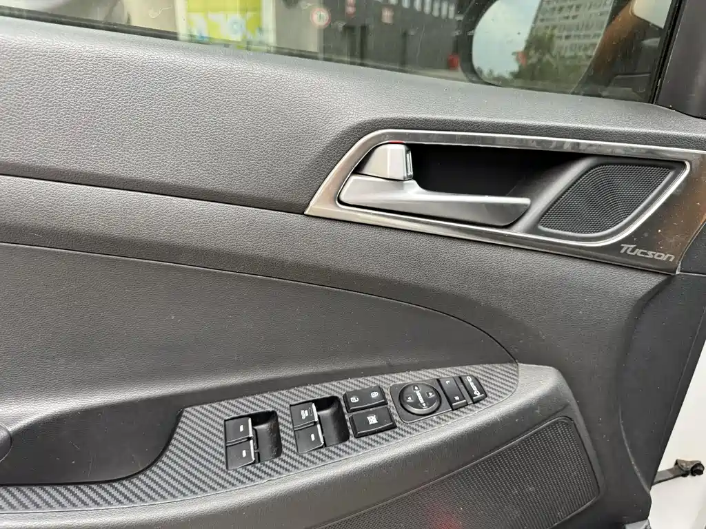 Hyundai Tucson 2016 — фото 15