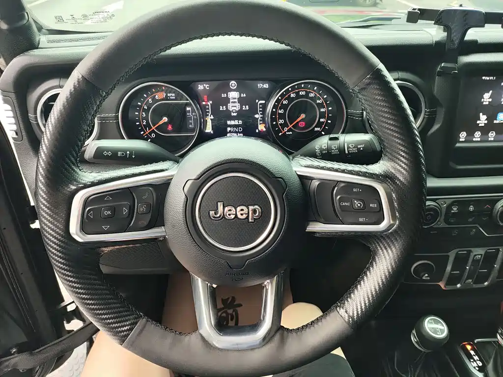 Jeep Wrangler 2021 — фото 12