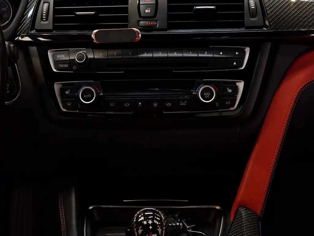 BMW M4 2015 — фото 12