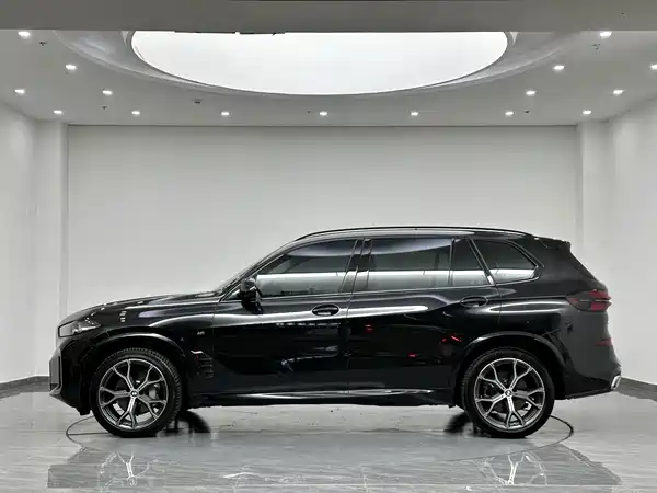 BMW X5 2024