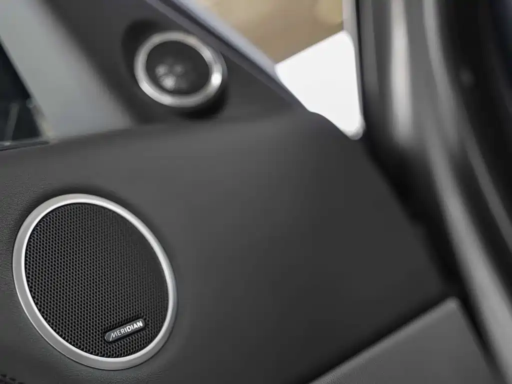 Land Rover Range Rover Sport 2017 — фото 14