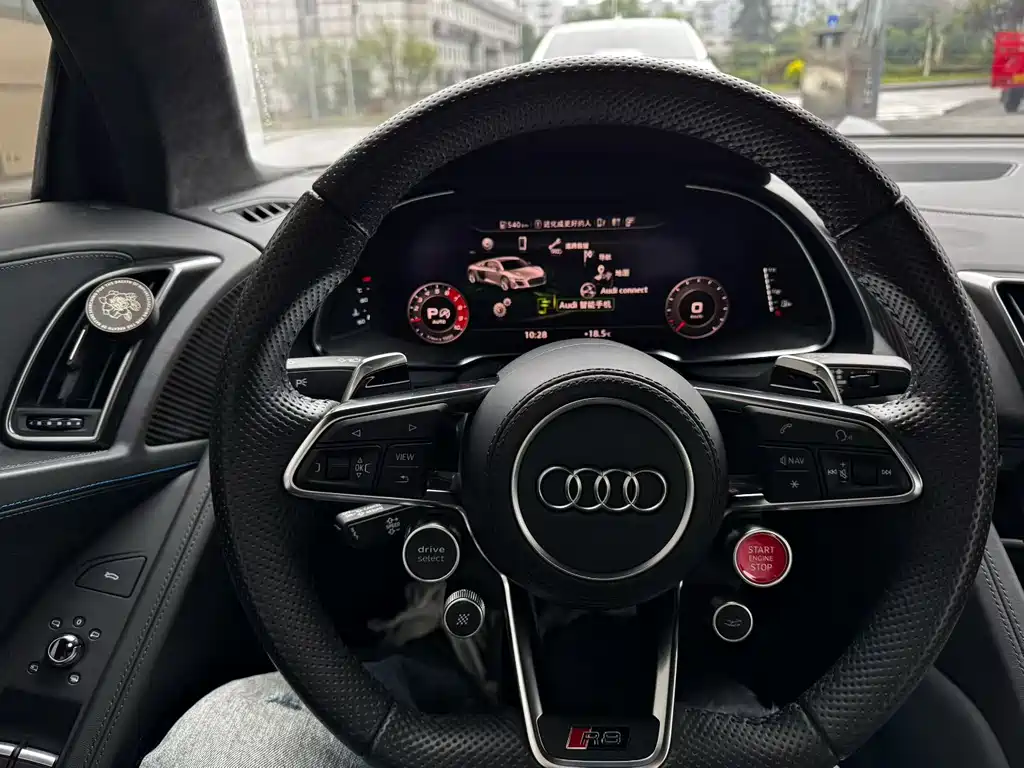 Audi R8 2022 — фото 7