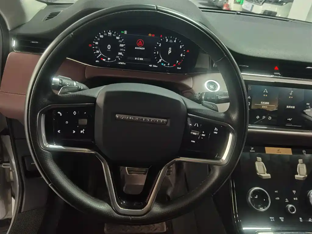 Land Rover Evoque 2022 — фото 12